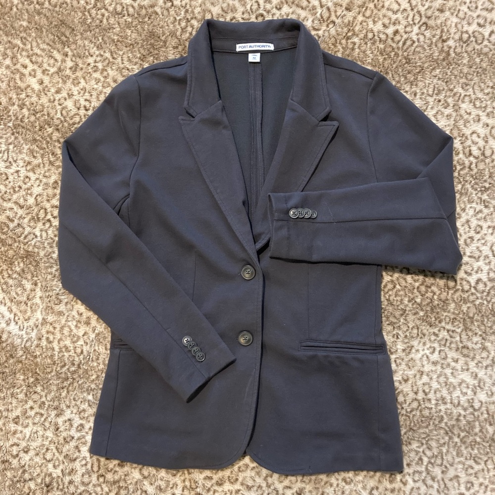 Woman’s professional gray work blazer (M)